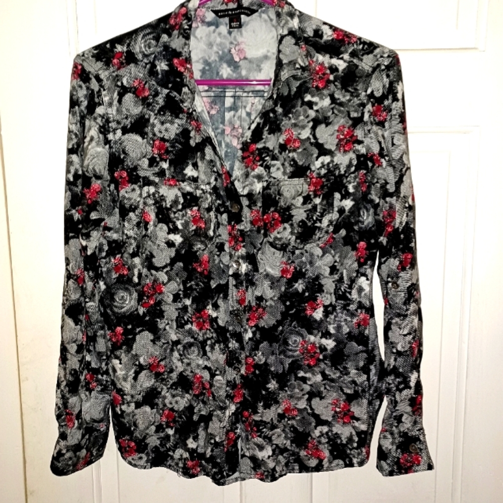 Rock and Republic Button front shirt